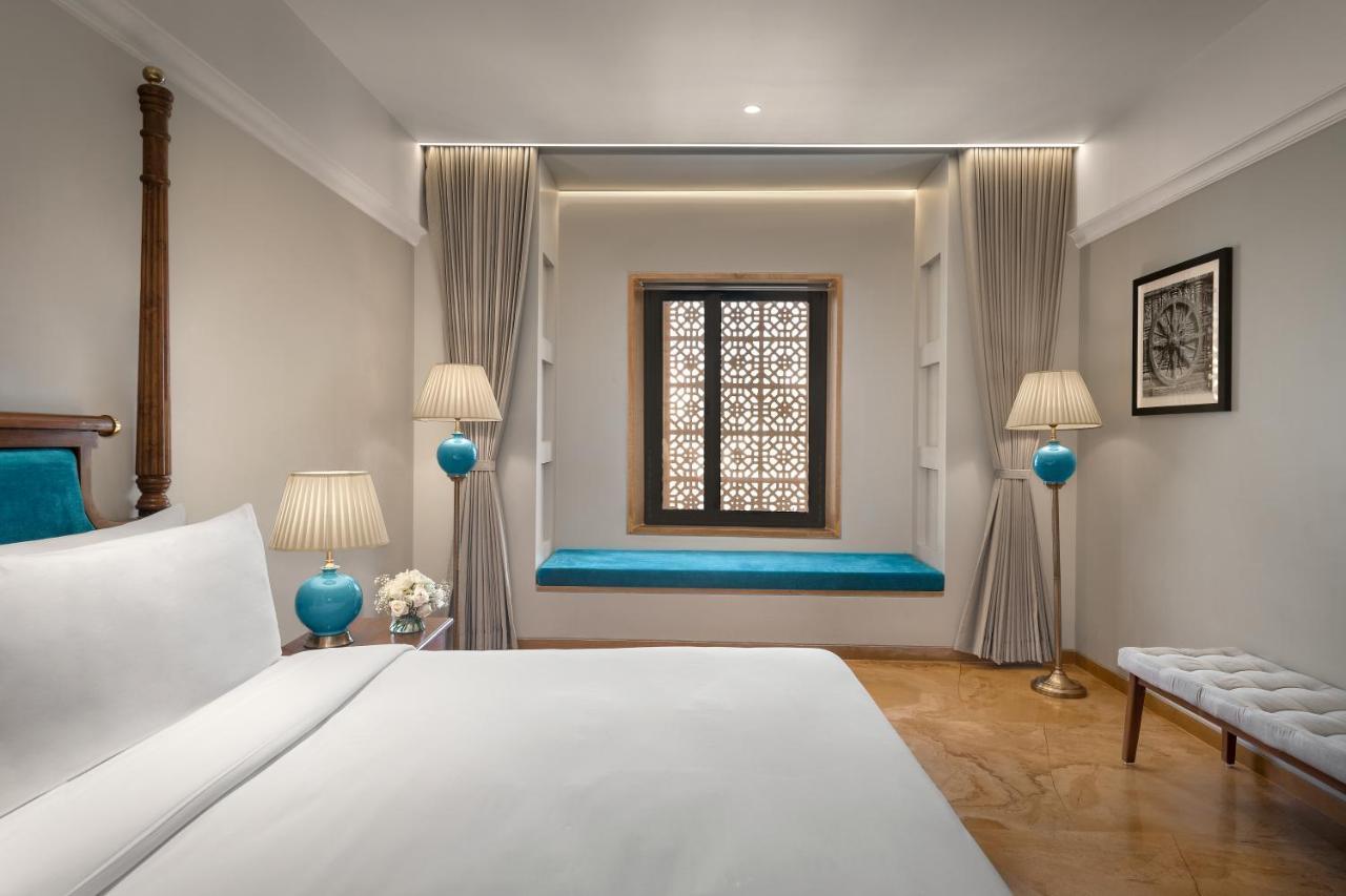 Time Square Resort & Spa Bhuj Exteriör bild